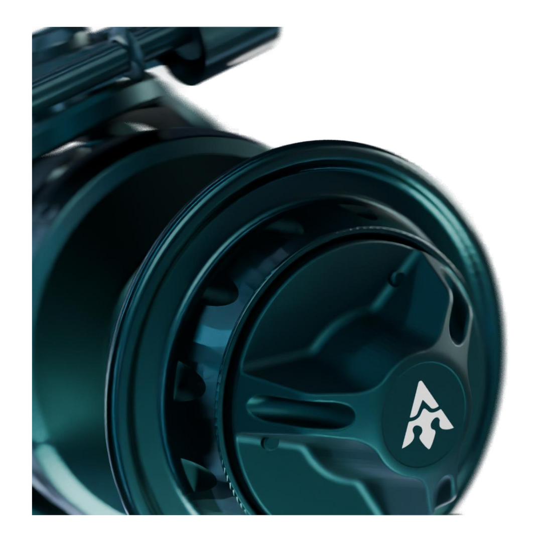 Visser Gaaf Series spinning reel in green, product view 3